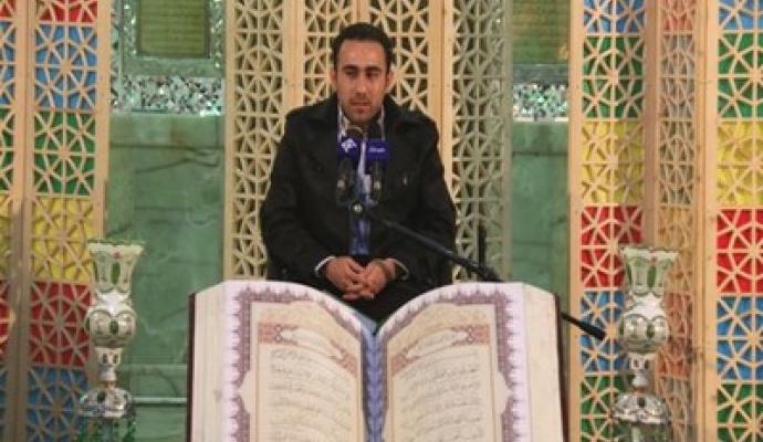 تلاوت محسن قبایی حافظ کانون در مراسم شبی با قرآن
