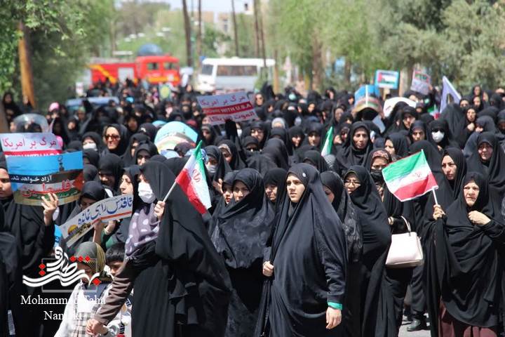 فریاد انزجار مردم روزه دار آران و بیدگل بر سر اسرائیل