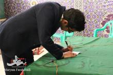 حضور مسئولین و خانواده شهدا در پای صندوق رای /2