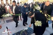 آیین مهمانی لاله‌ها و غبارروبی گلزار شهدای آران و بیدگل برگزار شد