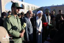 آیین مهمانی لاله‌ها و غبارروبی گلزار شهدای آران و بیدگل برگزار شد