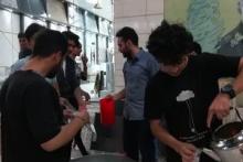 موکب پذیرایی نوجوانان مسجد محقق در شب میلاد امام رضا(ع) 