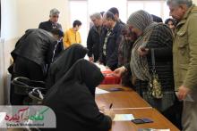 برای کاپشن صورتی