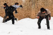 شادی یک روز برفی