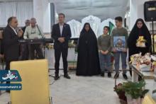 با حضور خانواده معظم شهدا؛  از معلمان دبیرستان نمونه دولتی برادران شهید جندقیان تجلیل شد