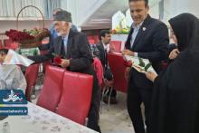 با حضور خانواده معظم شهدا؛  از معلمان دبیرستان نمونه دولتی برادران شهید جندقیان تجلیل شد