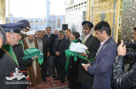 غبارروبی و عطرافشانی ضریح مطهر حضرت محمدهلال(ع) + گزارش تصویری