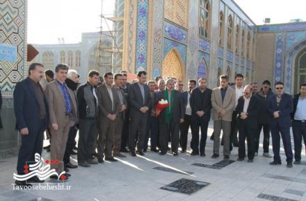 به مناسبت چهارم دي ماه، گلباران گلزار شهداي هلال بن علي (ع)+گزارش تصویری