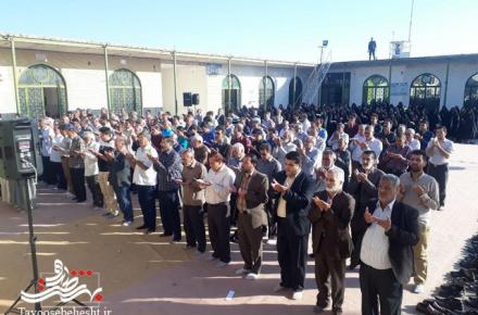 اقامه نماز عید سعید فطر در آستان مقدس بی بی زینب (س) یزدل