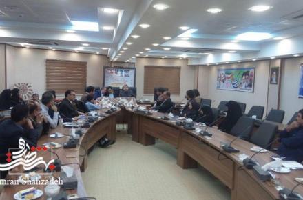 تجليل از فاطمه حمامی همراه با رونمايي از مجموعه آثار او+گزارش تصویری