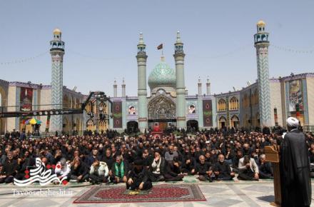 اقامه نماز ظهر عاشورا در حرم مطهر حضرت هلال بن علی(ع) +گزارش تصویری