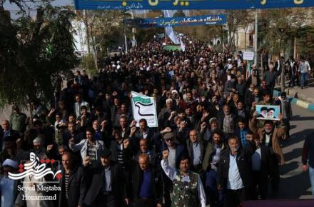 خروش مردم دارالشهدا آران و بیدگل در اعلام انزجار از اغتشاشگران + گزارش تصویری