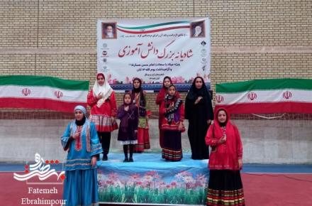 اجرای شادیانه بزرگ دانش آموزی در آران و بیدگل