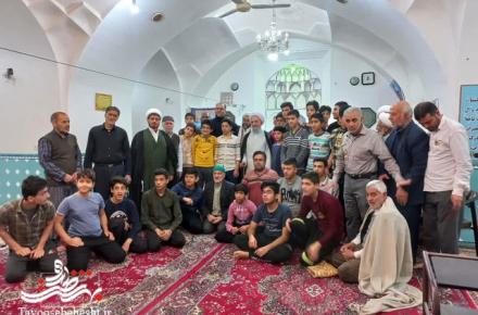 حضور امام جمعه آران و بیدگل در جمع نوجوانان معتکف