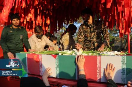 تشییع شهدای گمنام