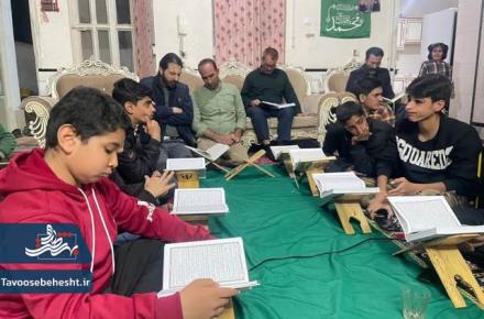 قرائت های خانگی در روستای کاغذی