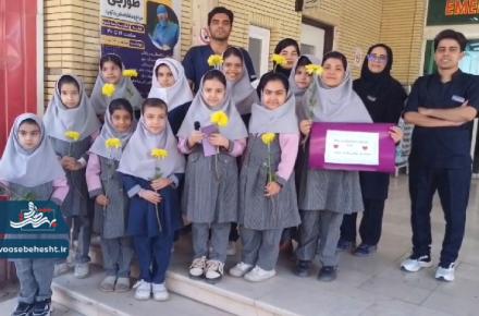 تبریک روز پرستار توسط دانش آموزان آران و‌بیدگلی