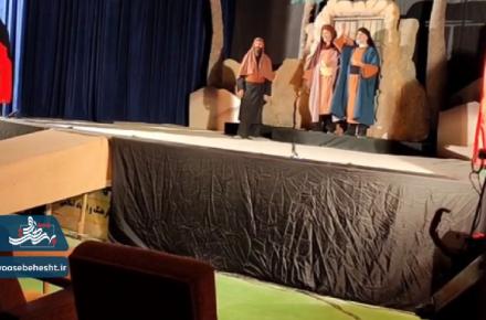 شب هفتم اجرای نمایش بانوی بی‌نشان