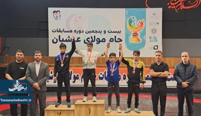 درخشش کشتی گیران آران و بیدگلی در مسابقات استانی 