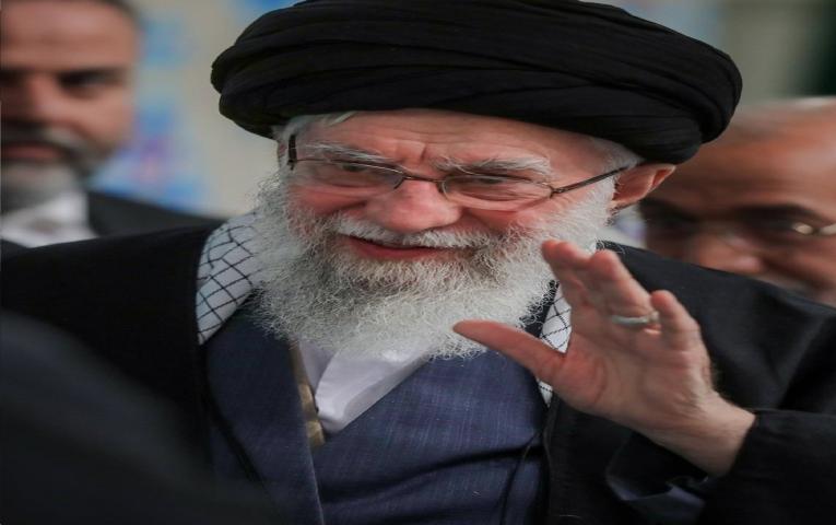 روح بلند پیشوای ملّت بزرگ ایران و پیش قراول امّت اسلامی، حضرت امام خامنه‌ای با نوشیدن شهد گوارای شهادت در ماه مبارک رمضان به ملکوت اعلی پیوست