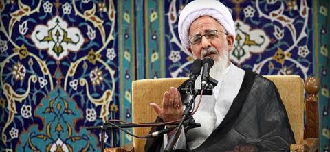 باید تنفّر و انزجار در چهره مردم نسبت به منکر دیده شود