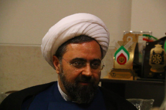 حضور مشاور وزیر فرهنگ و ارشاد اسلامی در محل برگزاری نمایش بانوی بی نشان