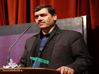 تاثیرگذاری انتقال مفاهیـم فرهنگ عاشـورا با زبان" شعـر"