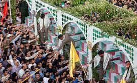 استقبال از خط شكنان از ميدان بسيج تا حرم