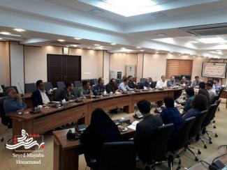 نشست صمیمانه فرماندار شهرستان آران و بیدگل با اهالی خبر