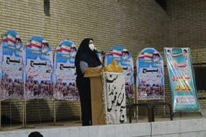 نیروهای مومن و فداکار بسیج در کنار کادر درمان