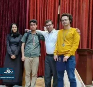 درخشش دو مدال کشوری بر گردن آران و بیدگلی ها 