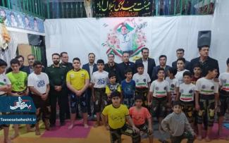 از قهرمانان ملی آران و بیدگل تجلیل شد